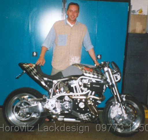 BikeHorovitz (13).bmp